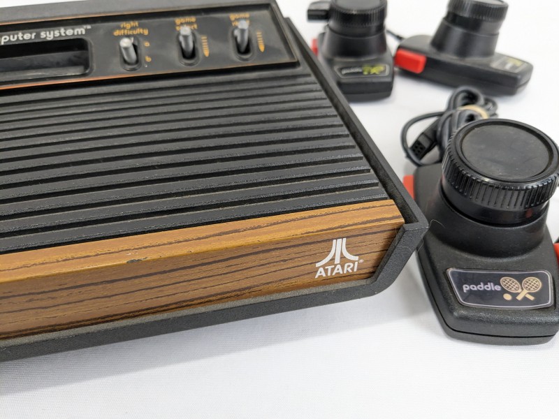 Atari 2600 Originele "woodgrain"uitvoering