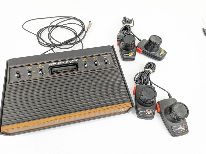 Atari 2600 Originele "woodgrain"uitvoering