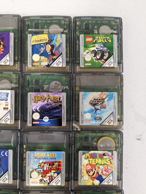 Gameboy color met 16 games