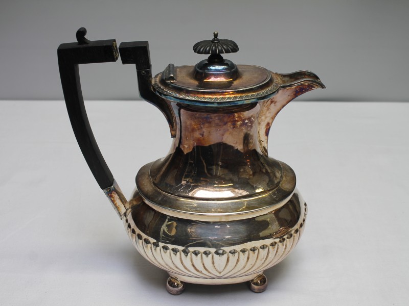 Servies-Verzilverde thee en koffiepot (Art. 876)