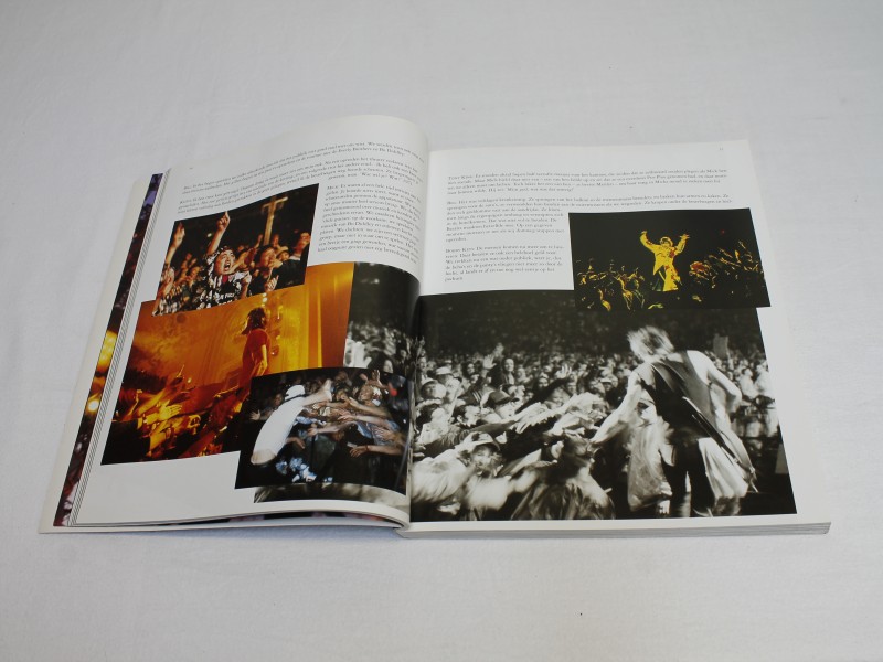 Boek: "The Rolling Stones : a life on the road : de grootste rock-'n-roll-band aller tijden" (Art. 913)