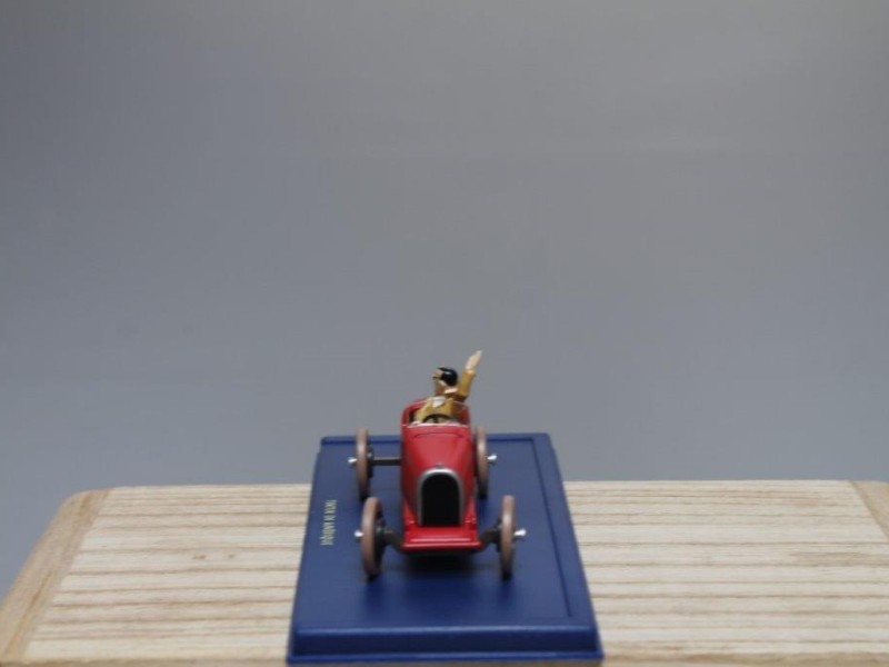 Tintin en Amérique- Bobby's Bugatti- Schaalmodelauto Herge-Moulinsart (Art. 873)