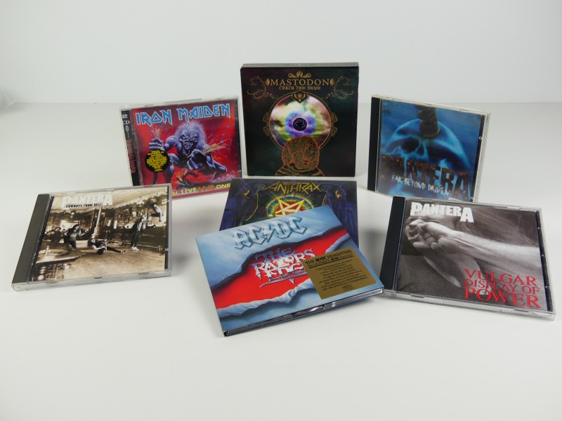 Lot metal CD's