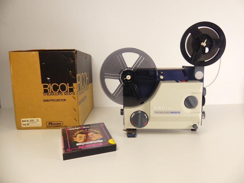 Ricoh 8mm Projector + Film