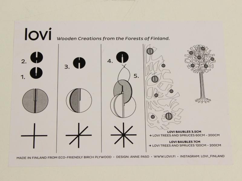 Lovi - zelfbouwpakketten van kerstbomen en kerstballen + bookniture