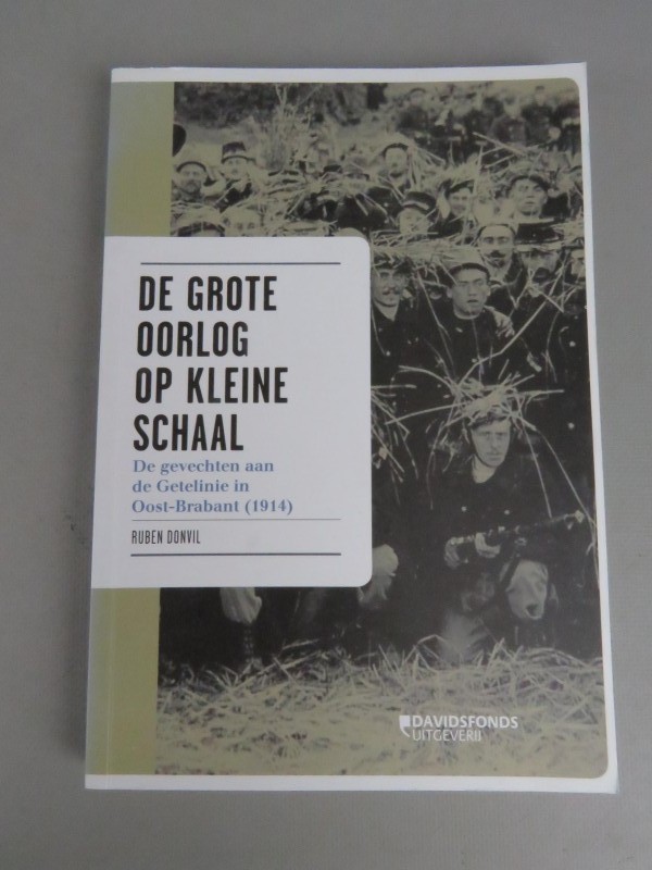 Boek de grote oorlog op kleine schaal