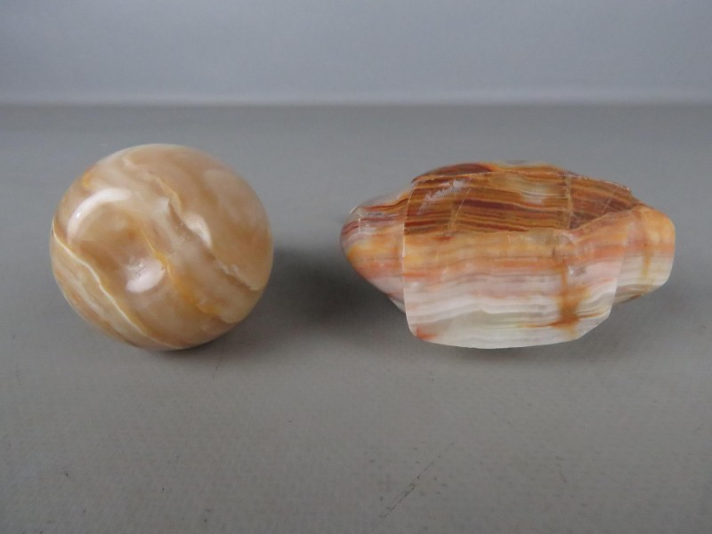 2 onyx marble decoratieve beeldjes