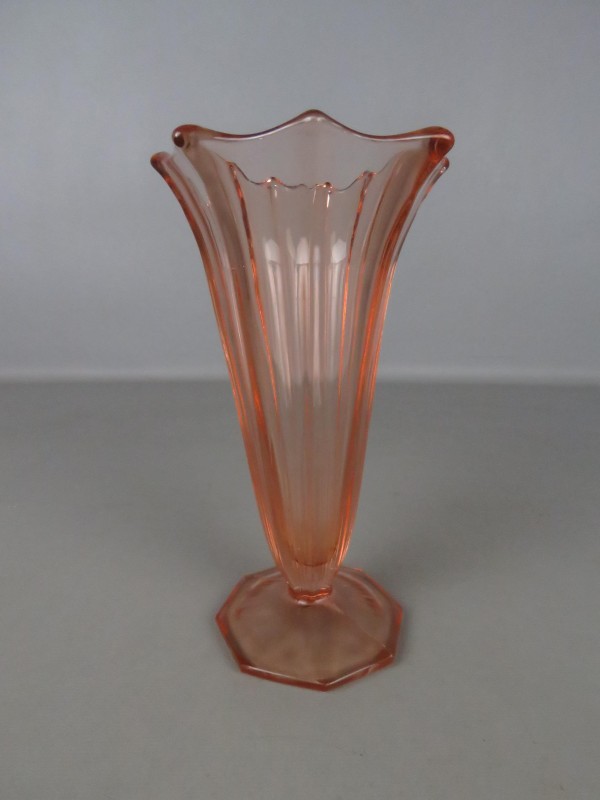 Rosé glazen vaas