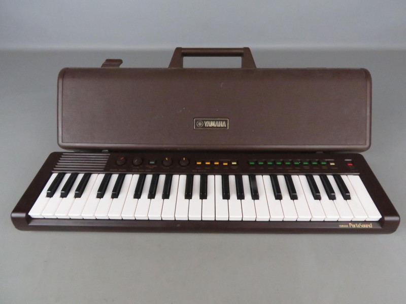 Yamaha Portasound PS-3 keyboard (getest en werkt) met originele koffer