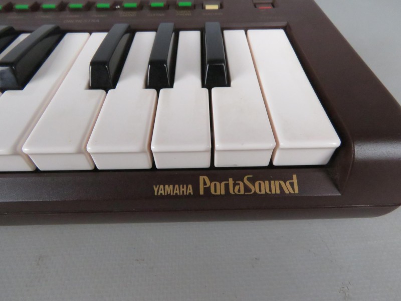 Yamaha Portasound PS-3 keyboard (getest en werkt) met originele koffer