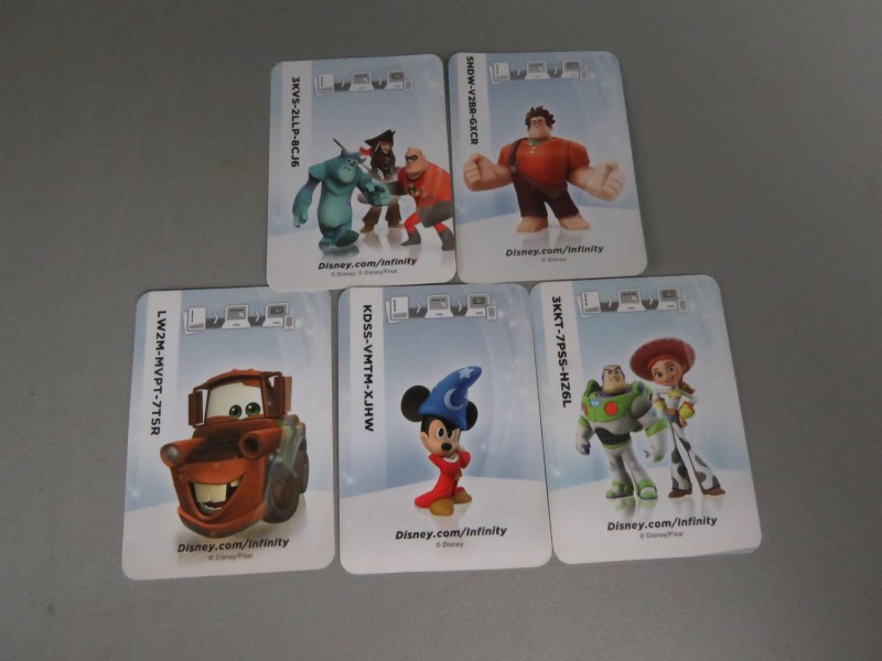 Lot Disney Infinity figuren en toebehoren