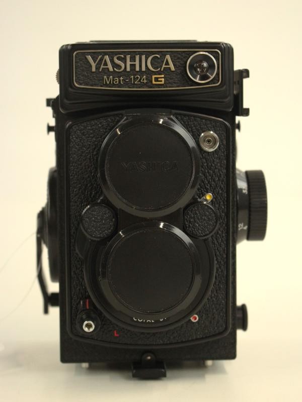 Yashica camera Mat-124 G