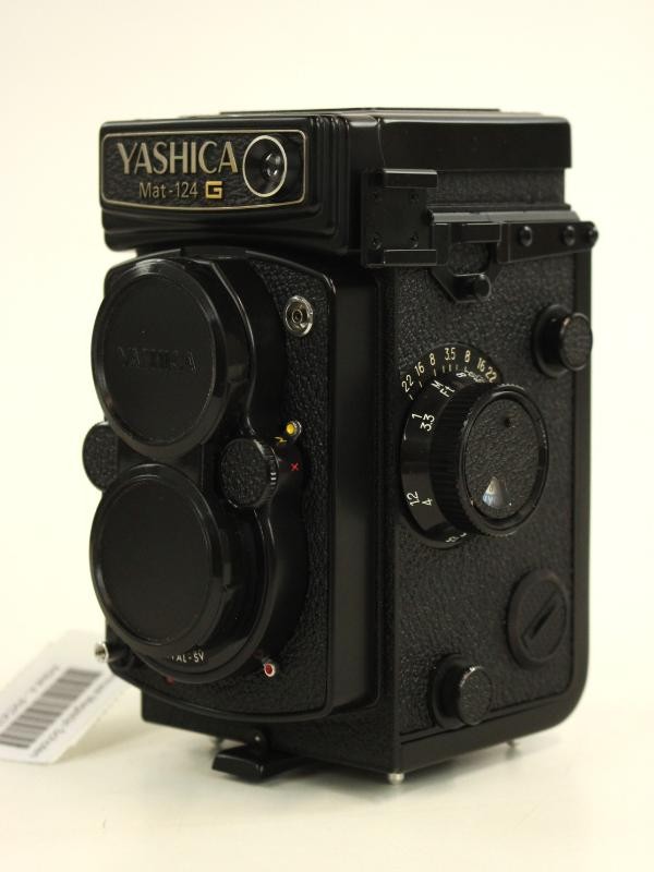 Yashica camera Mat-124 G