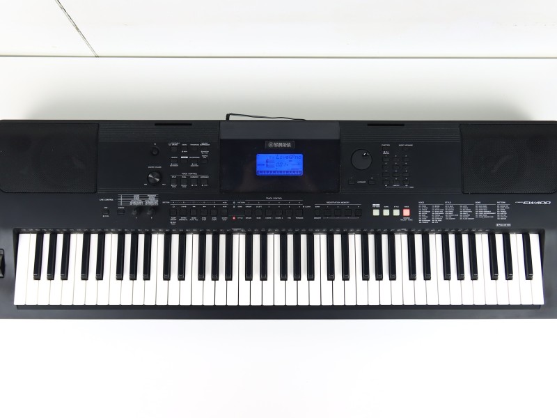 Yamaha Digital Keyboard EW400