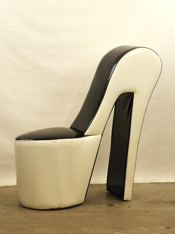 Sitwell - Funky High Heel Shoe Chair uit kunststof