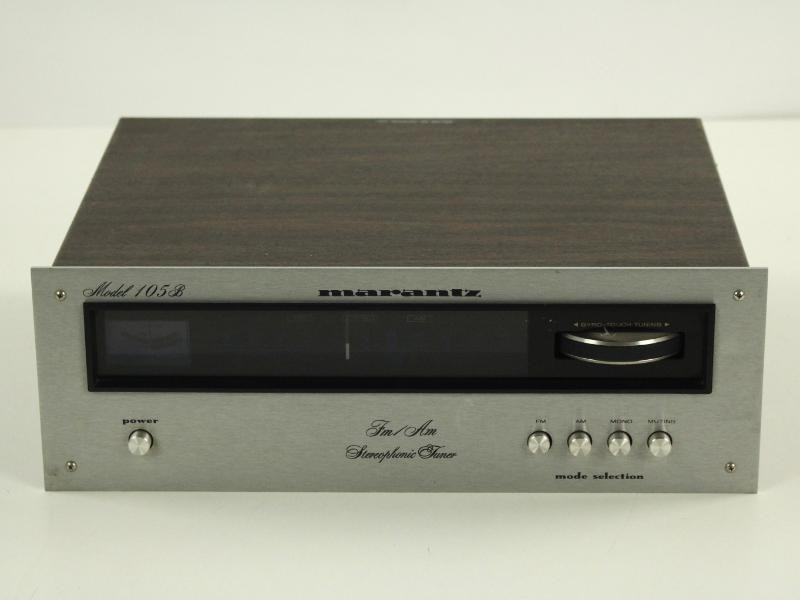 Marantz - FM/AM Stereofonische Tuner 105B