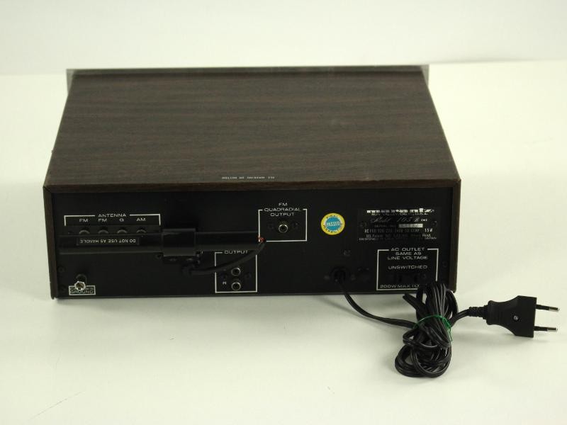 Marantz - FM/AM Stereofonische Tuner 105B