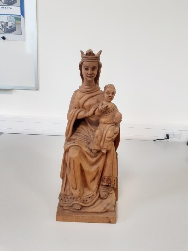 Houten beeld Maria met kind