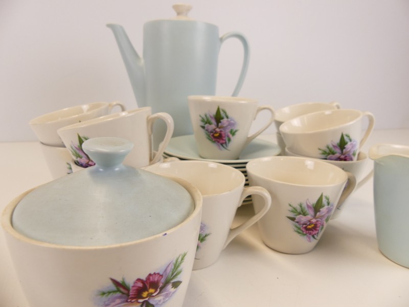 Vintage/antiek thee servies -Vedette Boch Frères Belgium