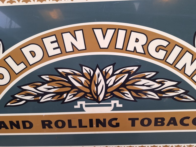 vintage lichtreclame: Golden Virginia - Tabacco