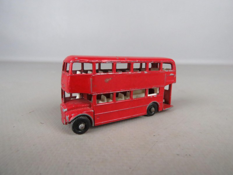 5 Matchbox bussen jaren 60