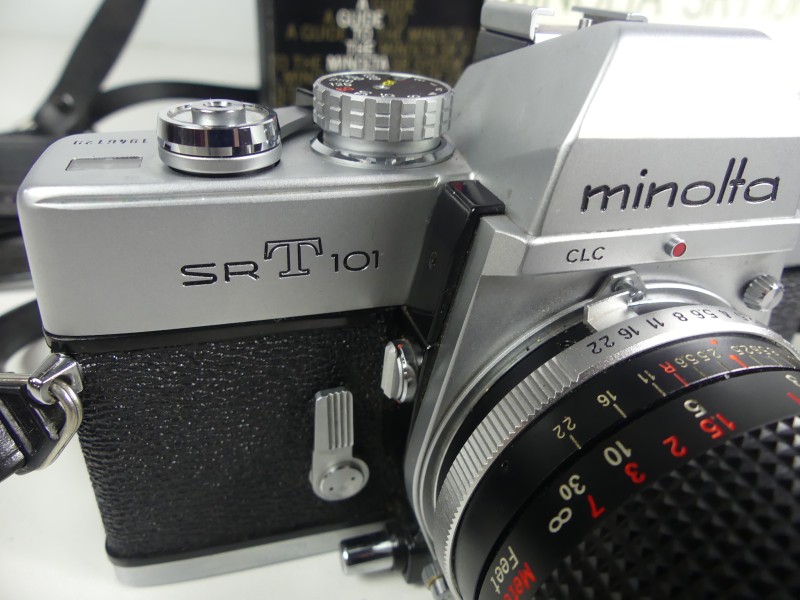 Fotografie lot Minolta SR-T 101 tas met toebehoren