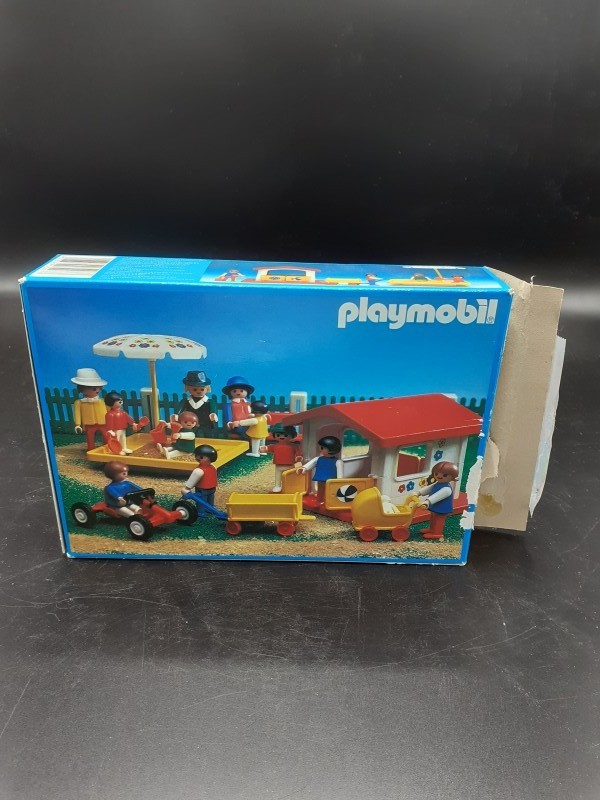 Playmobil Speelhuisje en zandbak 3497