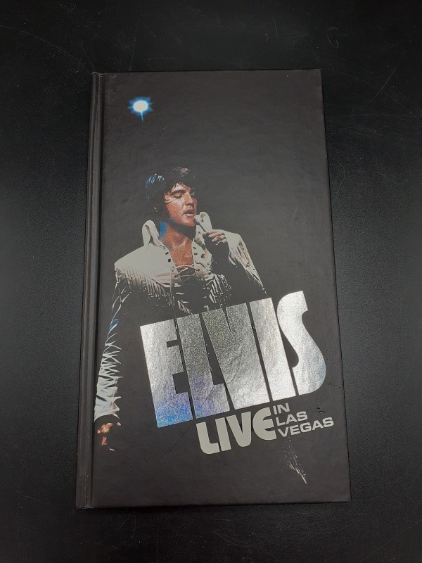 Elvis live in Las Vegas (4 CD's) + Elvis Today, tomorrow & forever (4 CD's)