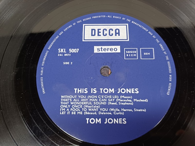 Lp This is Tom Jones