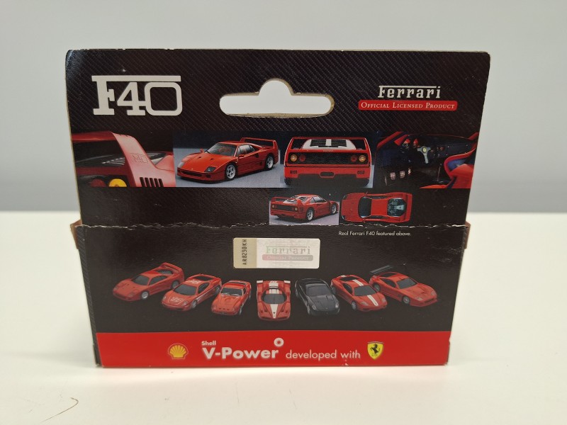 Lot van 6 Ferrari auto's in box