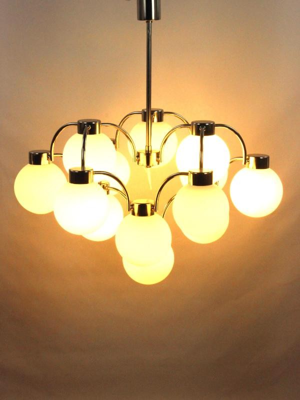 Vintage Hanglamp met 13 Melkglazen Witte Bollen