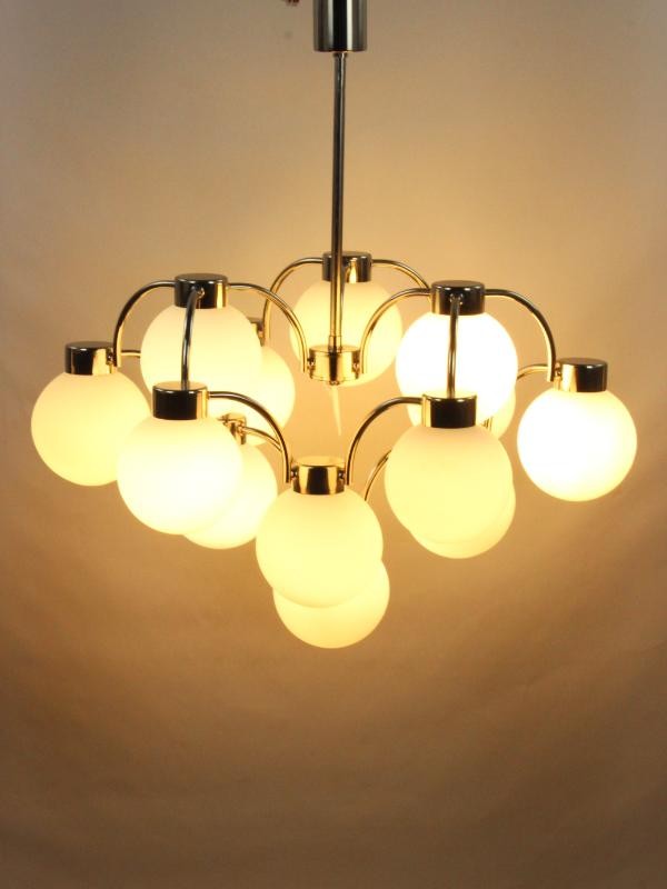 Vintage Hanglamp met 13 Melkglazen Witte Bollen