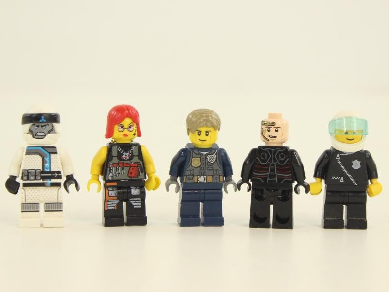 28 lego figuren