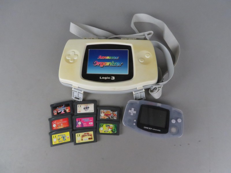 Gameboy Advance + 9 games (getest en werkt)