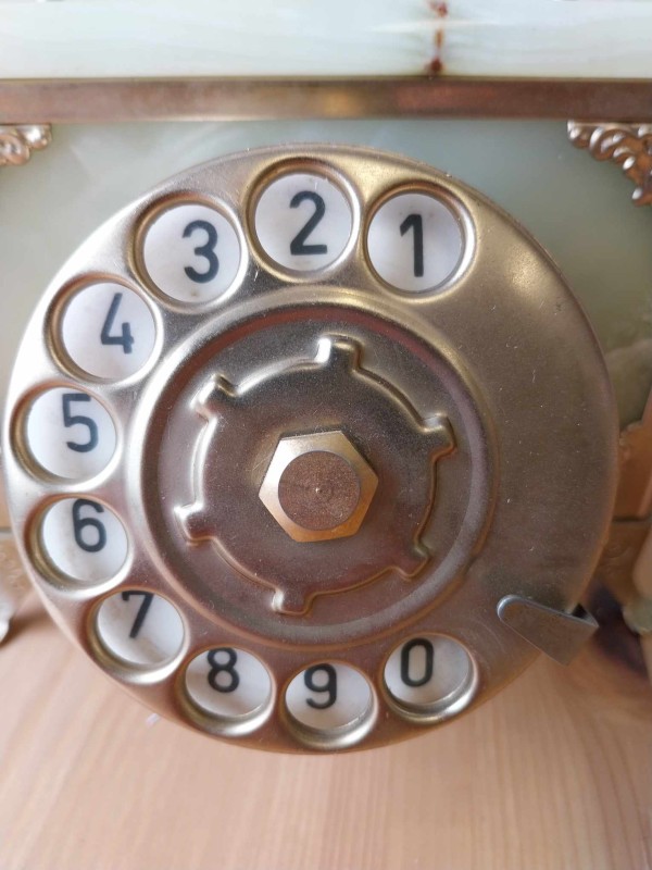 Marmer telefoon uit de jaren 50