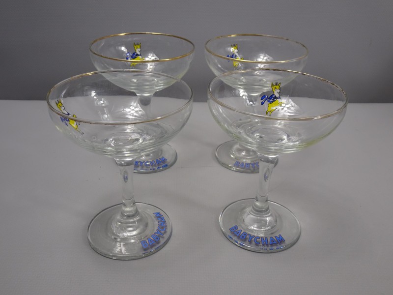 4 Babycham glazen