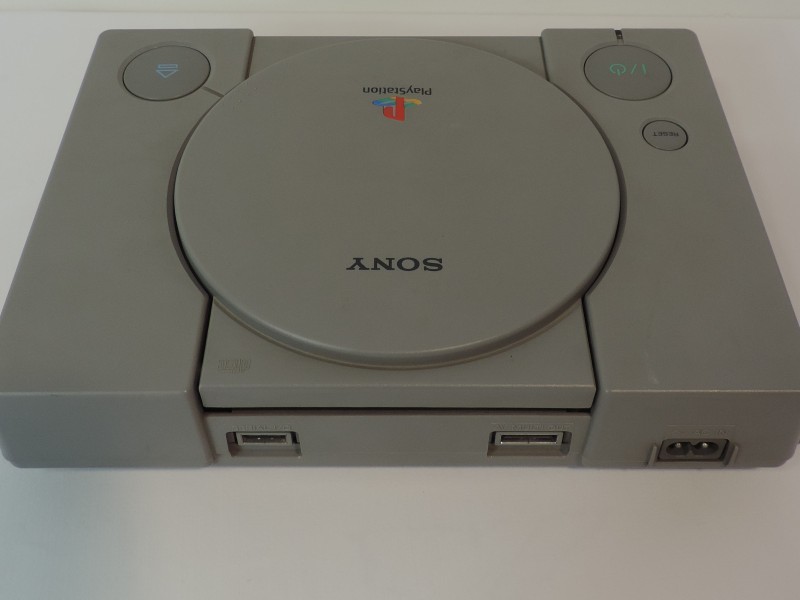 Playstation 1 console