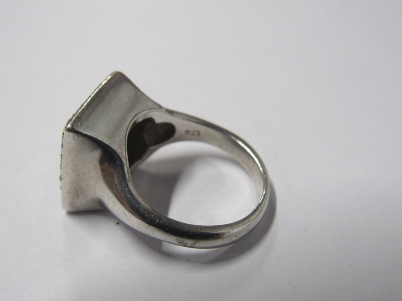 ring met zirkonia steen - 925