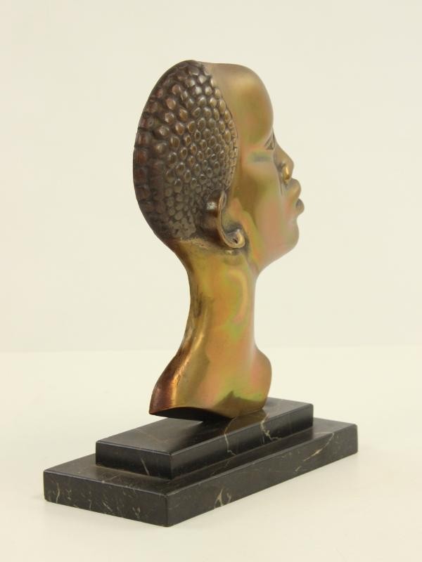 Art Deco brons sculptuur op een marmer voet - The Congo Lady