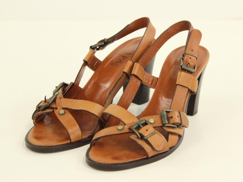 Héél mooie sandalen met hak, gemerkt Scapa