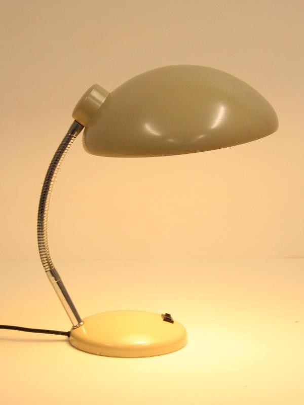 vintage bureaulamp in gooseneck industrial Bauhaus-stijl uit de jaren 1960-1970