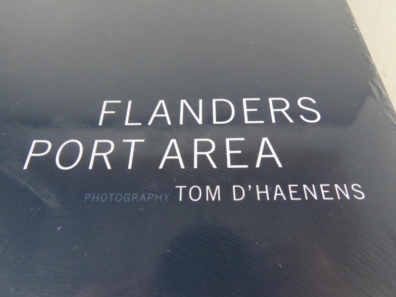 Groot hardcover fotoboek "Flanders port area" Nieuw