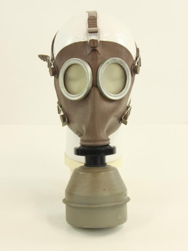 Gasmasker type L.702