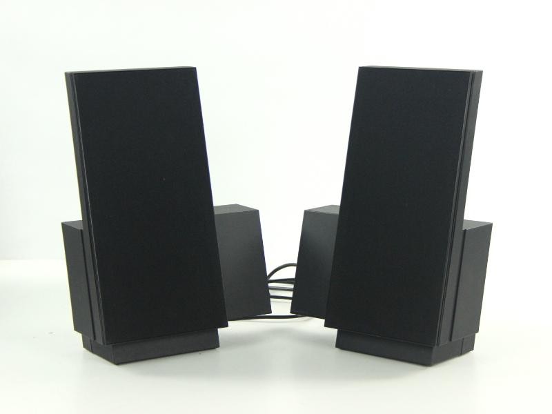 Bang en Olufsen BeoSound 3200 met boxen en afstandsbediening