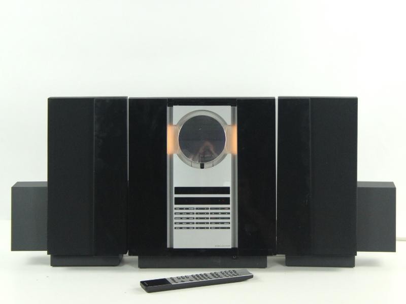 Bang en Olufsen BeoSound 3200 met boxen en afstandsbediening