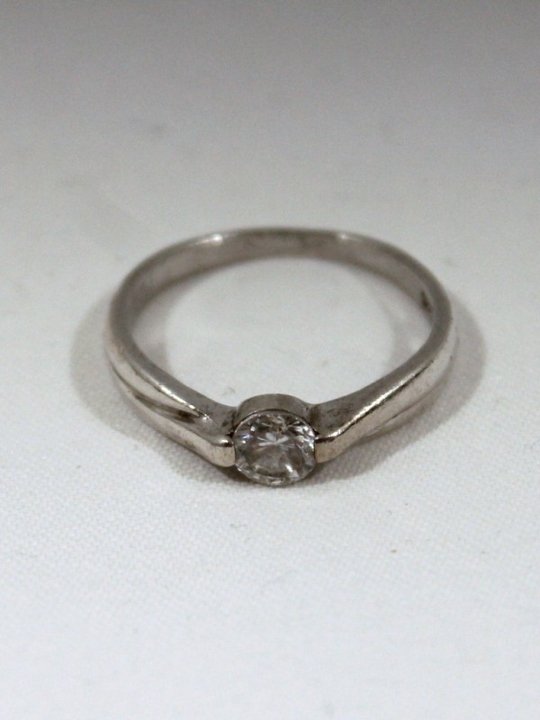 925 Zilveren Ring met Steentje