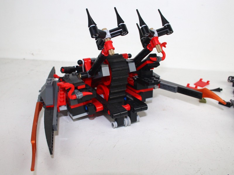 Lego Ninjago - 70624 Vermillion invasievoertuig