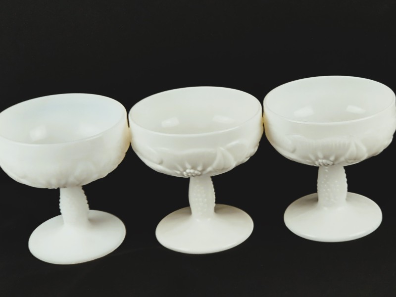 Set van 3 witte coupes