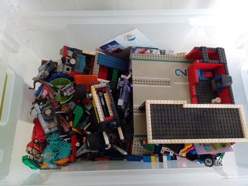 Lot Lego