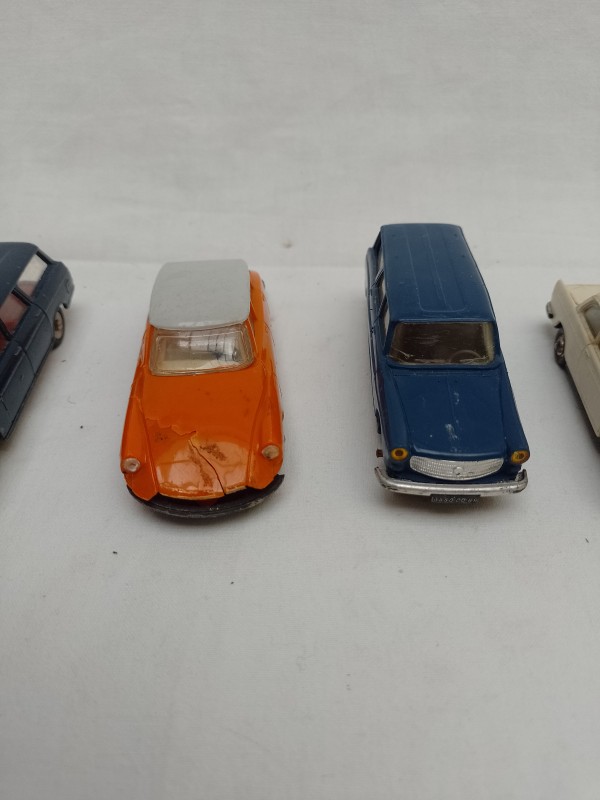 Lot vintage miniatuurautootjes